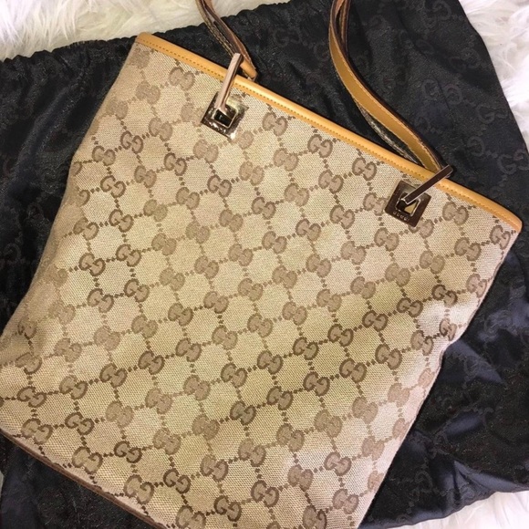 Authentic Vintage Gucci Bucket Tote - Picture 2 of 4